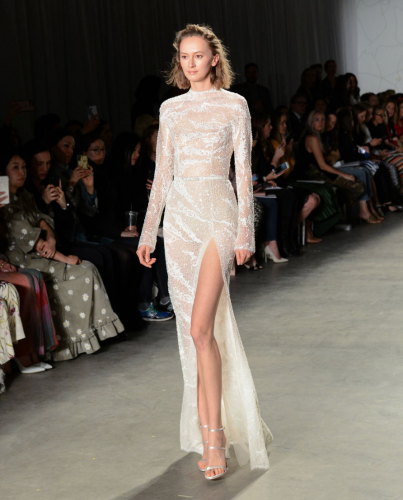 Mira Zwillinger Brings Out The Best When It Comes To Glamours Gowns ...