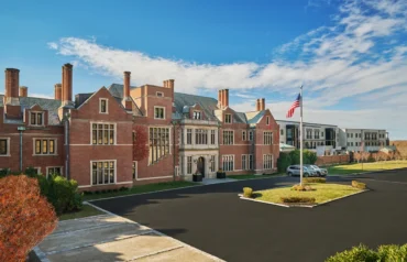 Historic mansion at Pendry Natirar in New Jersey