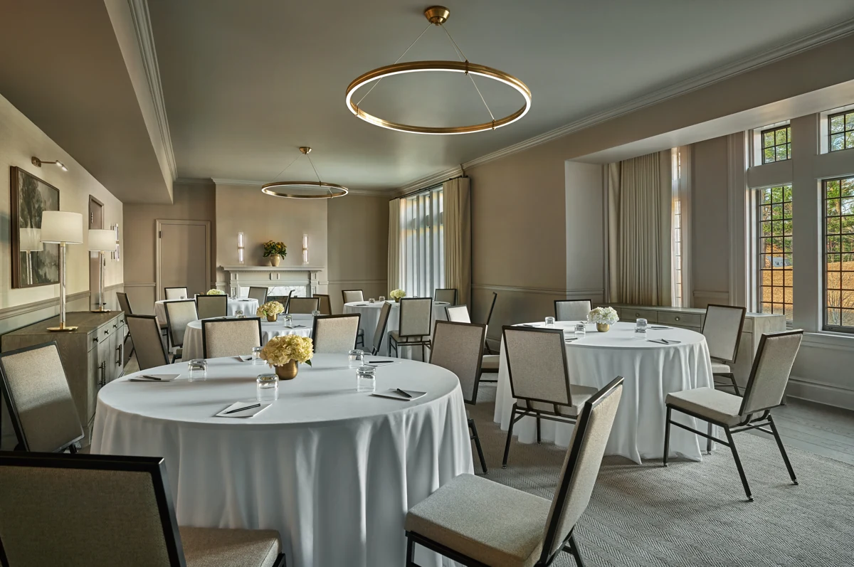 Private dining tables at Pendry Natirar