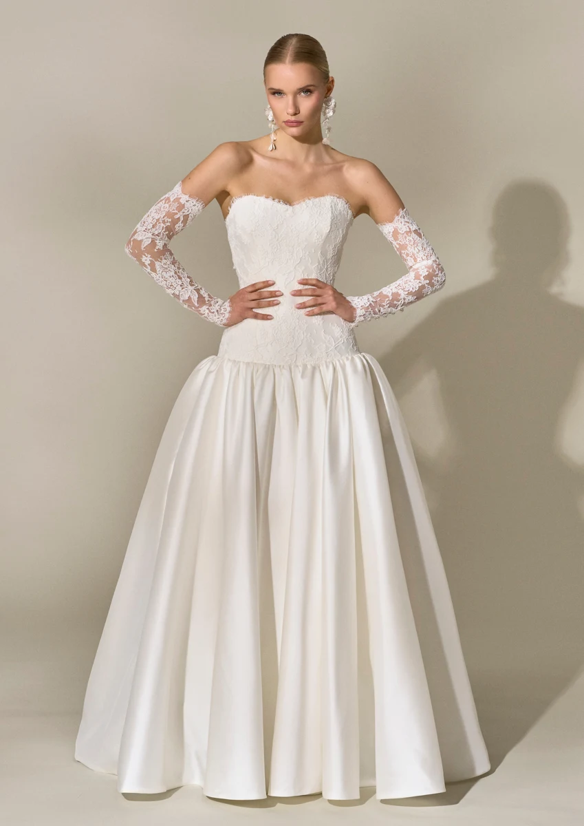 Caroline Castigliano Fall 2027 Modern Heirloom wedding dress